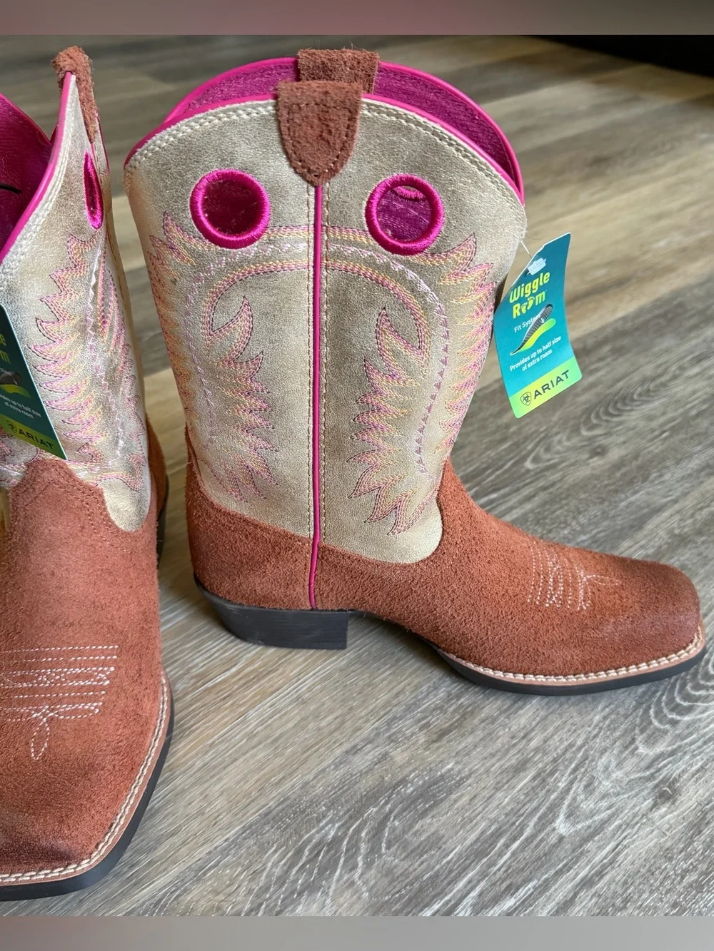 Ariat Girls Derby Monroe Boots NWT Size 5